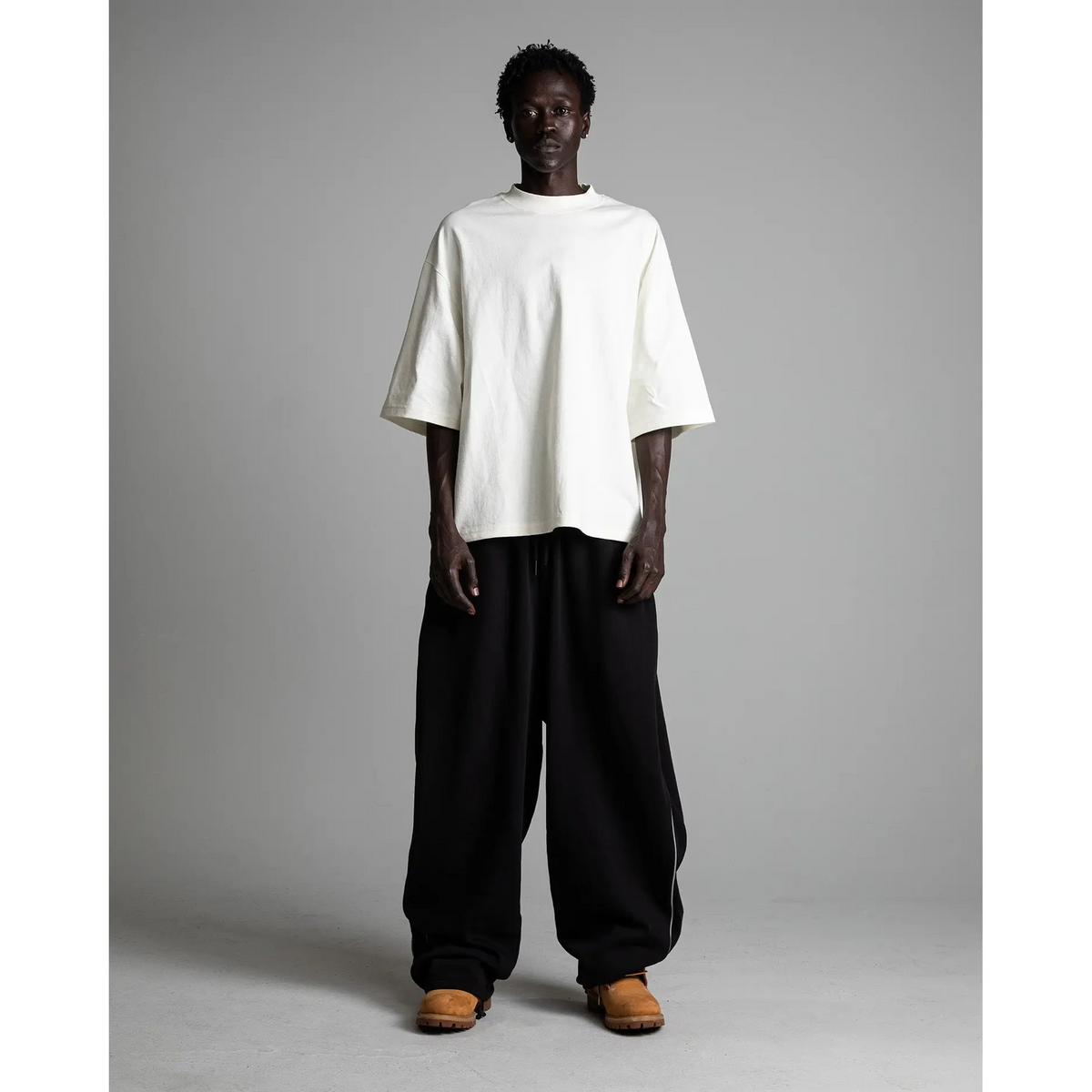7.5oz Heavyweight Oversized Cropped T-Shirt | Streetwear Cotton Tee