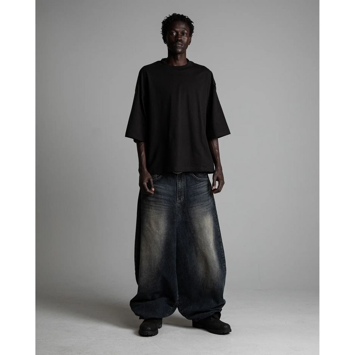 7.5oz Heavyweight Oversized Cropped T-Shirt | Streetwear Cotton Tee