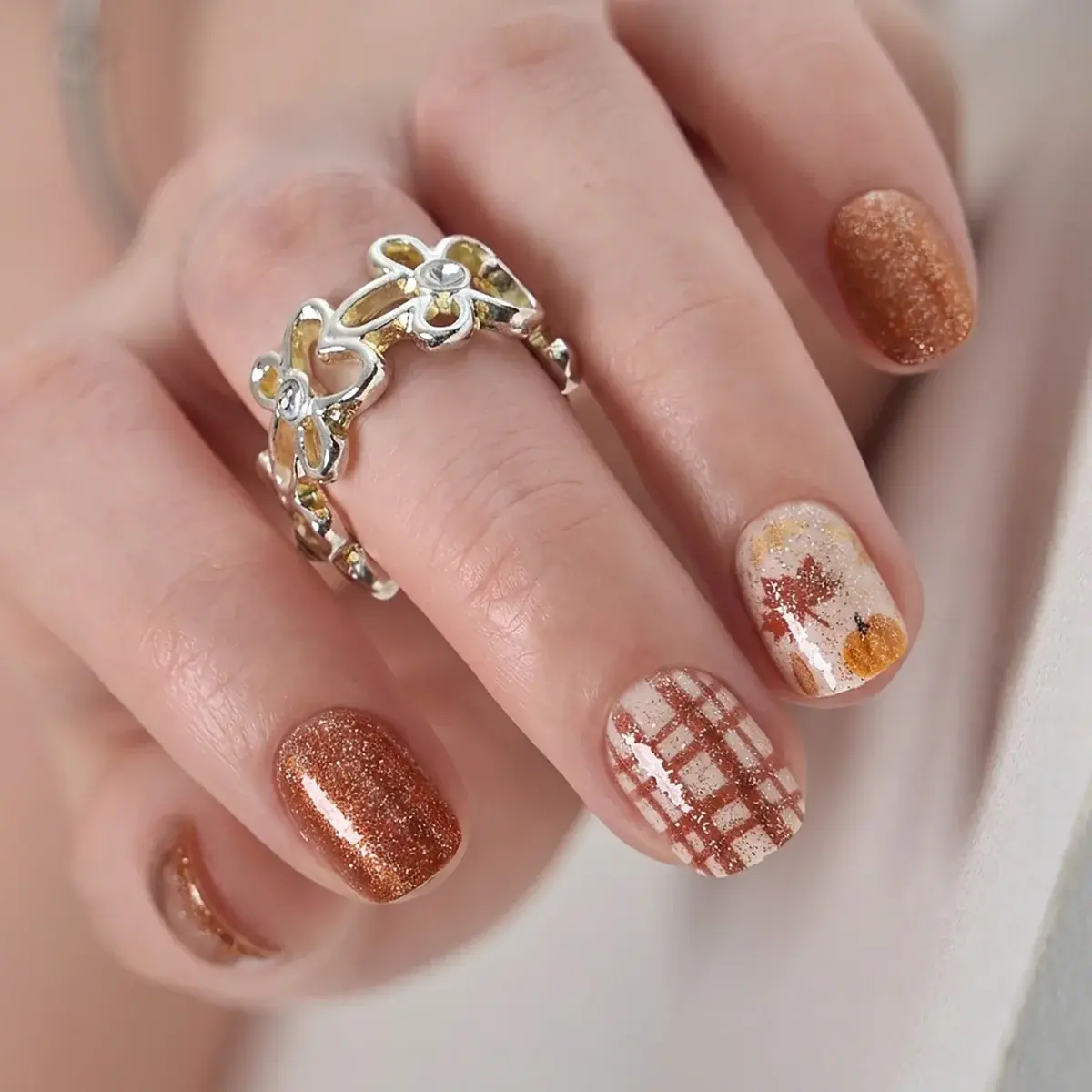 CurvLife 30-Piece Short Squoval Press-On Nails