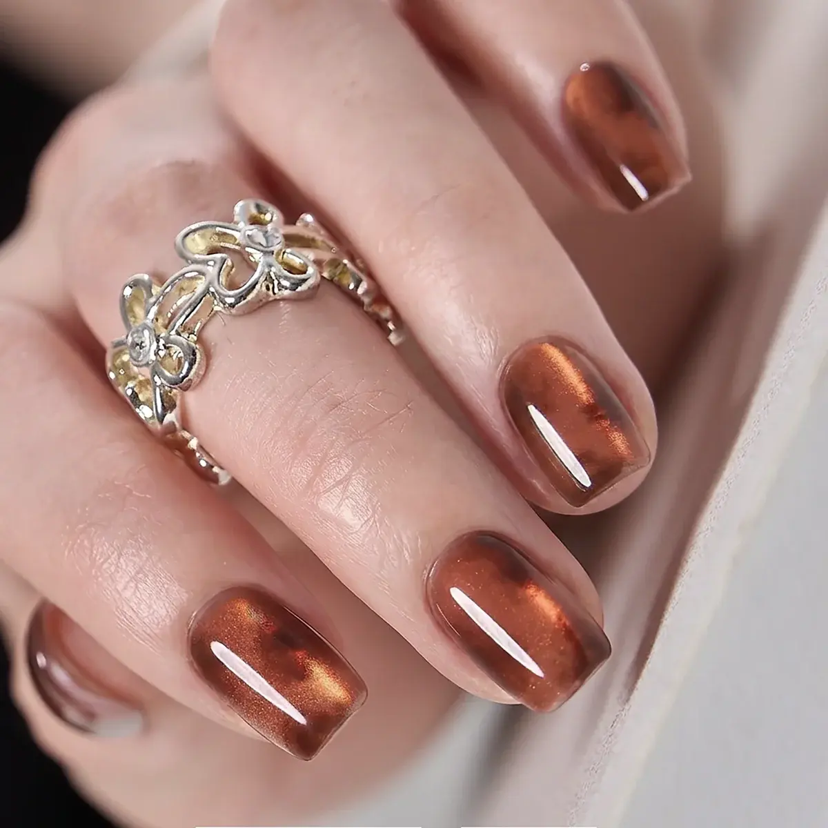 CurvLife 32-Piece Autumn Press-On Nails, Short Reusable Set