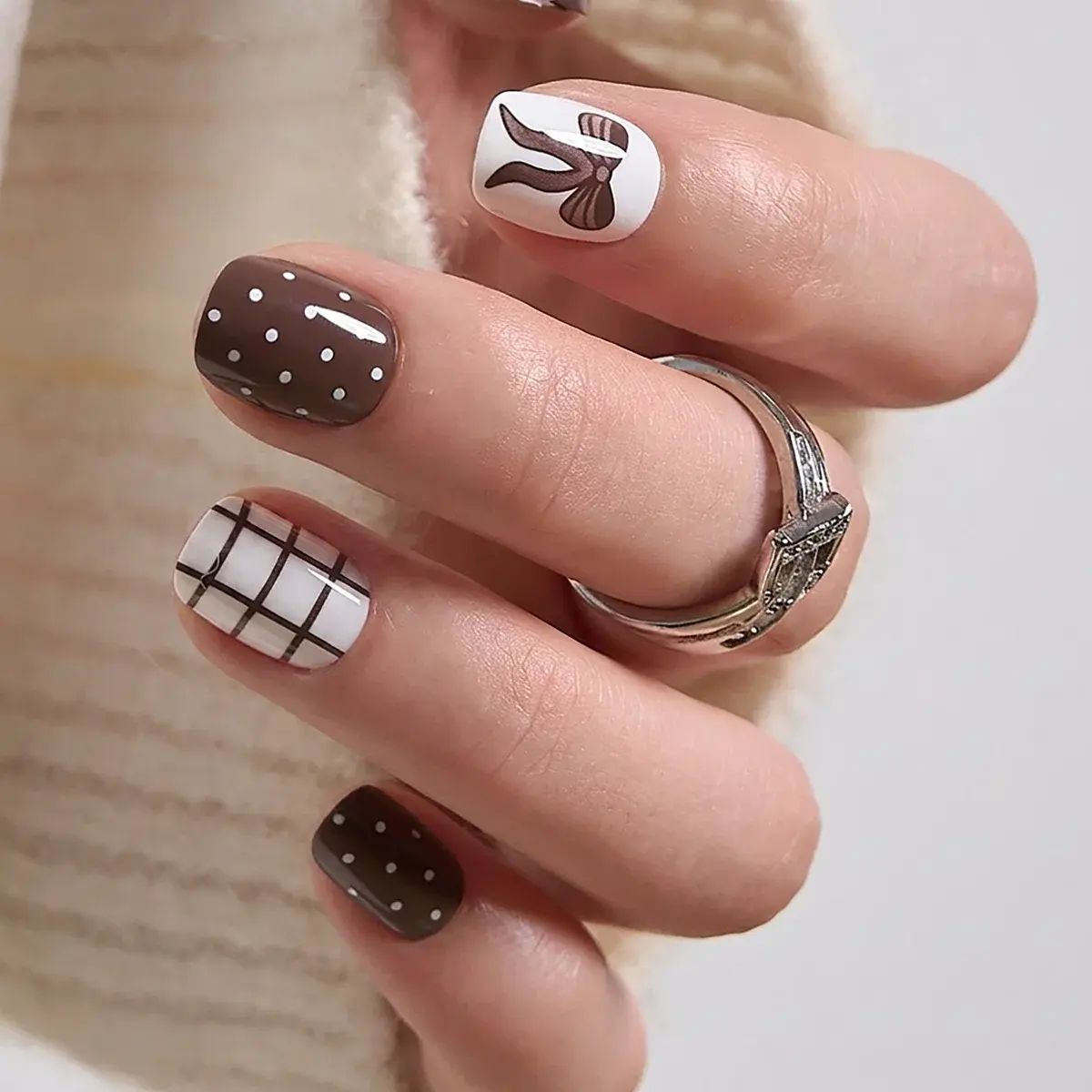 CurvLife 30-Piece Short Squoval Press-On Nails