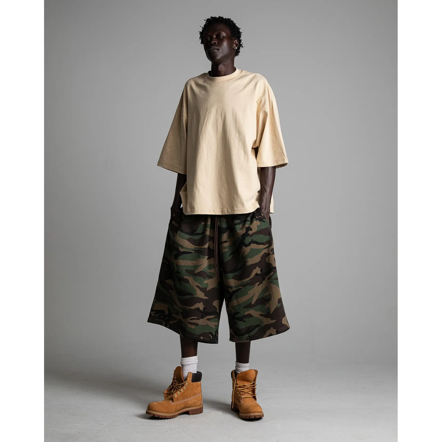 7.5oz Heavyweight Oversized Cropped T-Shirt | Streetwear Cotton Tee