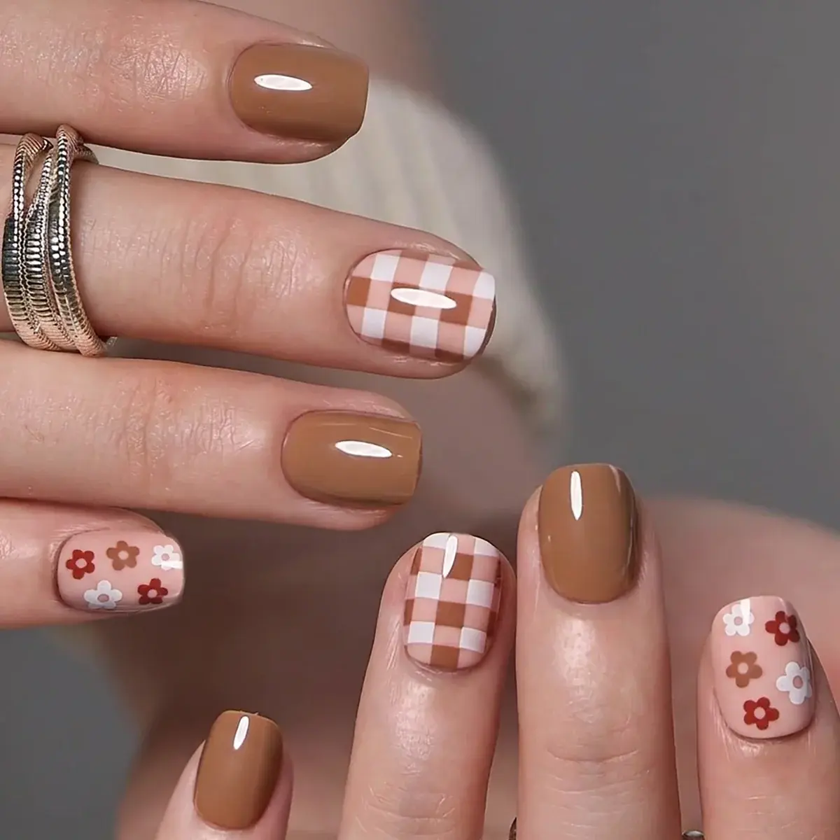 CurvLife 30-Piece Short Squoval Press-On Nails